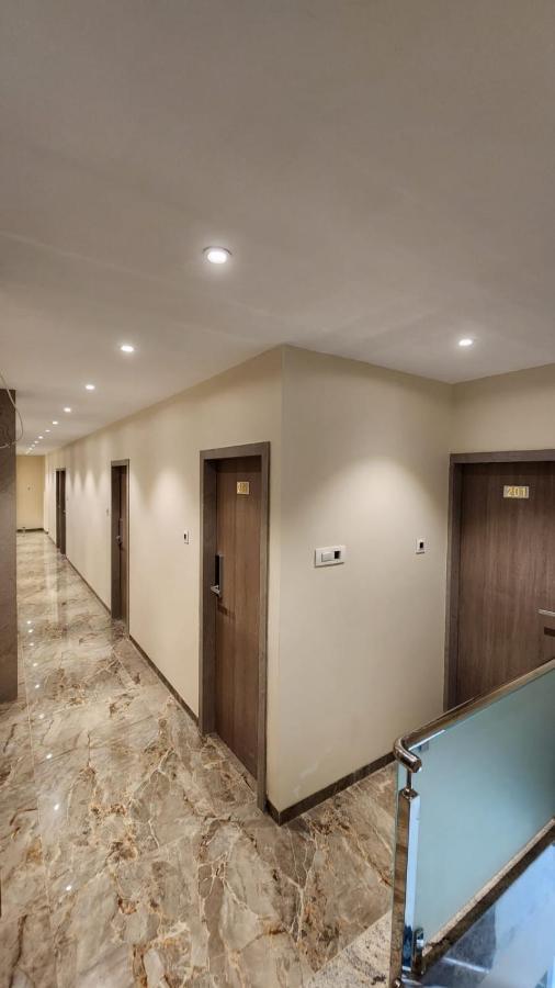 Peace International Hotel Mumbai Ngoại thất bức ảnh
